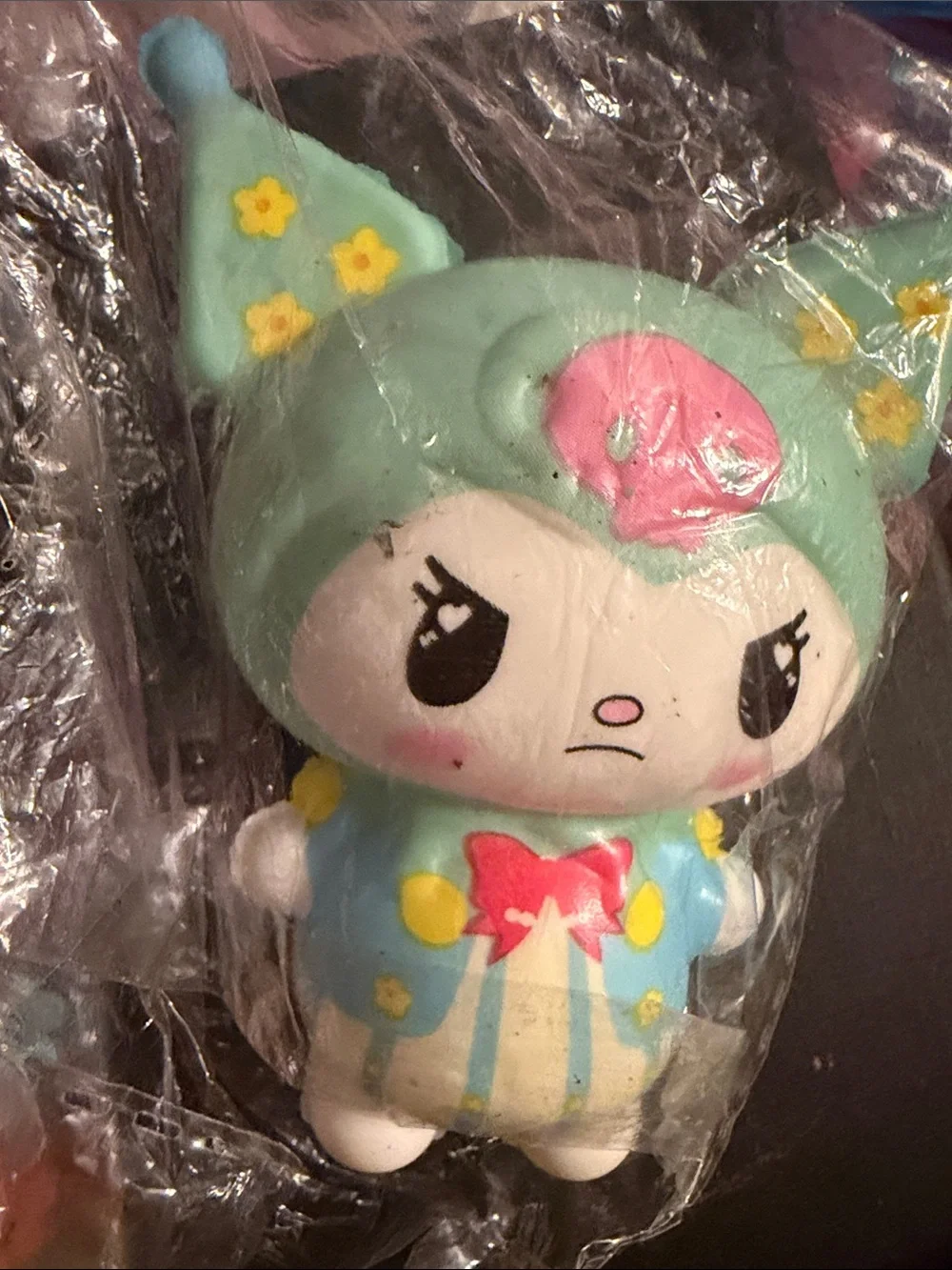 Plush hello Kitty bag filled